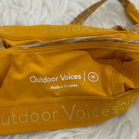 Outdoor Voices Women’s Flow Barlette Size Medium - Picture 4 of 10